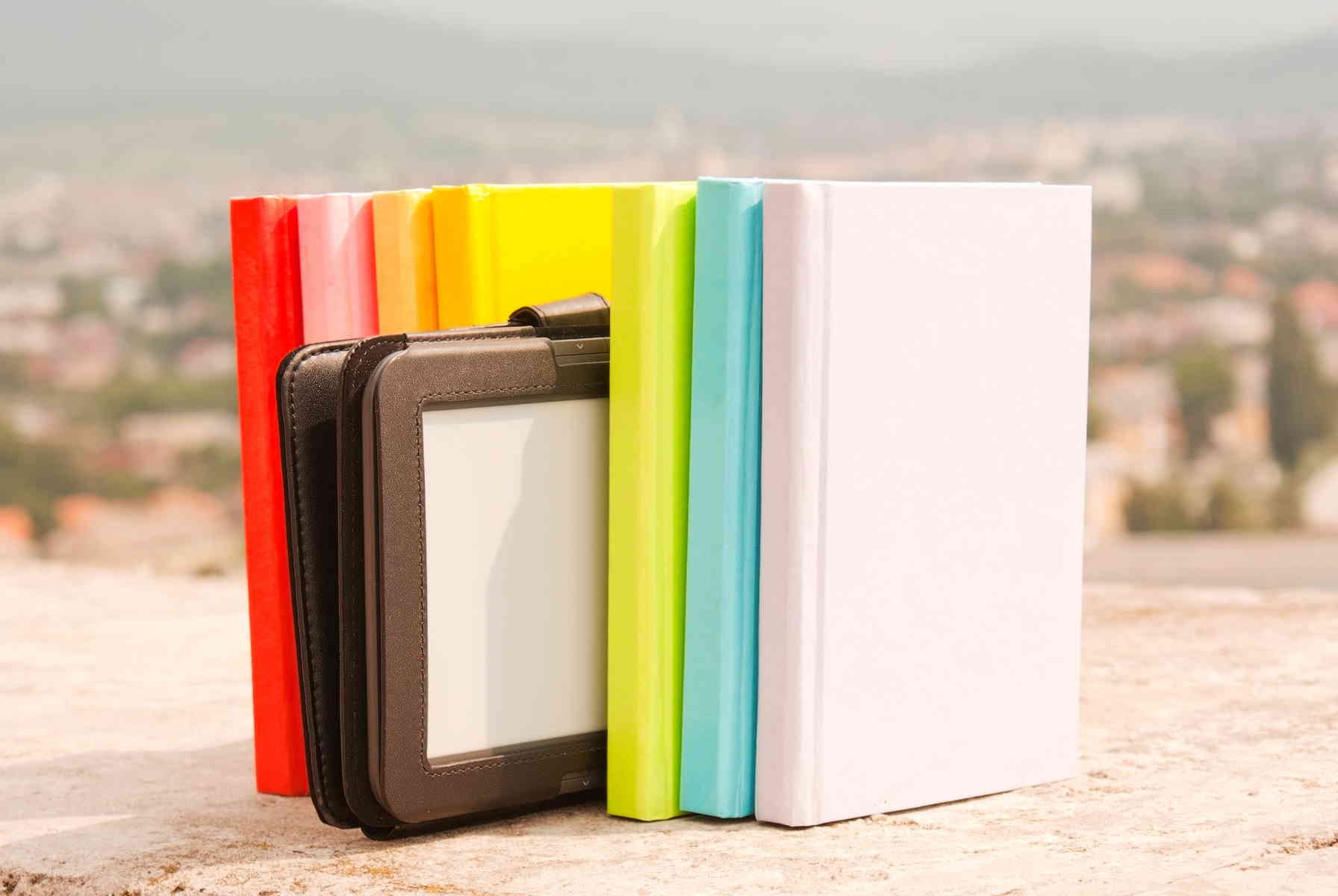 Dein Buch ohne Verlag veröffentlichen? Die wichtigsten Gründe dafür und dagegen Die Welt in